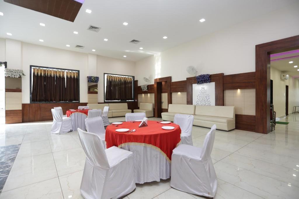 Hotel Rajmohan Palace Gwalior Εξωτερικό φωτογραφία