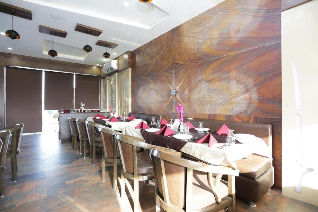 Hotel Rajmohan Palace Gwalior Εξωτερικό φωτογραφία